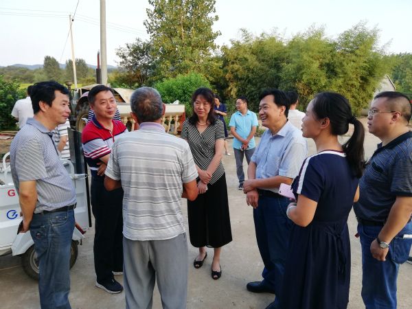 滁州市政协副主席,民进滁州市委主委李世平,凤阳县政协主席杨登峰,副